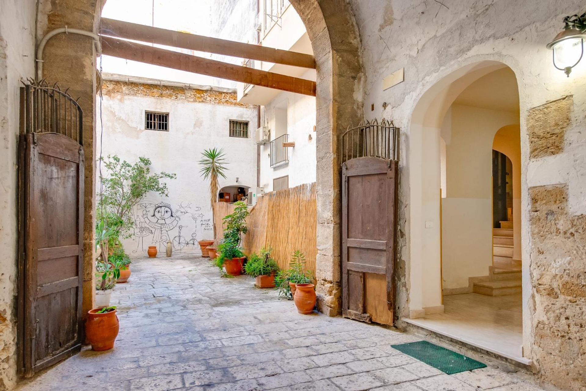 B&B TOMMASO FAZELLO SCIACCA Residenza artistica Sciacca Exterior foto